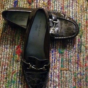 Anne Klein iflex brown loafers
